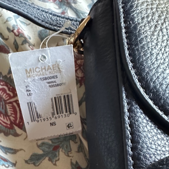 Michael Kors Navy Crossbody Bag with Gold Accents - Picture 4 of 7